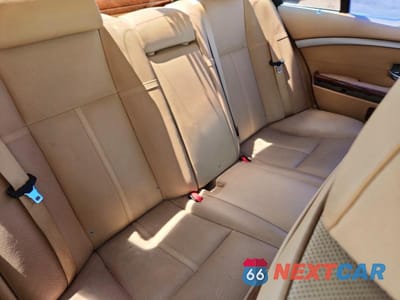 Zdjęcie 10 z 12 samochodu: 2006 BMW 750 I VIN:WBAHL83576DT05011 - miniatura