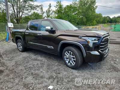 Czwarte zdjęcie samochodu z boku: 2024 TOYOTA TUNDRA 1794 EDITION HV VIN:5TFMC5DB7RX048701 - miniatura