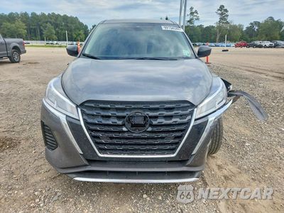 Piąte zdjęcie samochodu w środku: 2025 NISSAN KICKS PLAY S VIN:3N1CP5BV1SL496532 - miniatura