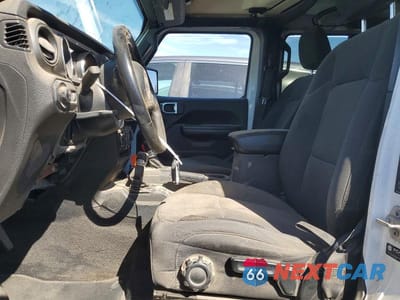 Zdjęcie 7 z 12 samochodu: 2021 JEEP GLADIATOR SPORT VIN:1C6HJTAG3ML577937 - miniatura