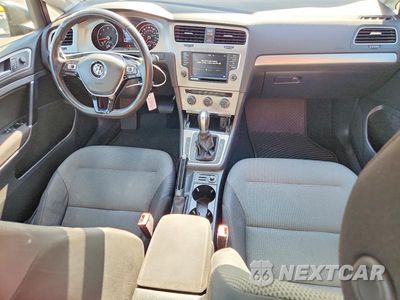 Zdjęcie 8 z 12 samochodu: 2017 VOLKSWAGEN GOLF S VIN:3VW217AU9HM070327 - miniatura