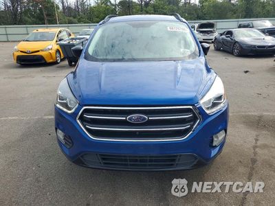 Piąte zdjęcie samochodu w środku: 2018 FORD ESCAPE SE VIN:1FMCU0GD7JUB09197 - miniatura