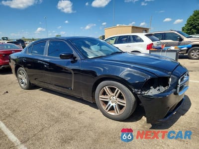Czwarte zdjęcie samochodu z boku: 2013 DODGE CHARGER SE VIN:2C3CDXBG8DH639351 - miniatura