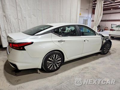 Trzecie zdjęcie samochodu z tyłu: 2023 NISSAN ALTIMA SV VIN:1N4BL4DV3PN424451 - miniatura