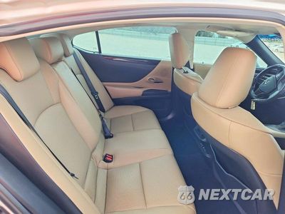 Zdjęcie 10 z 13 samochodu: 2020 LEXUS ES 350 VIN:58ADZ1B19LU072951 - miniatura