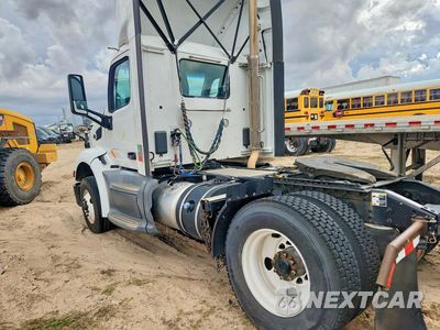 Drugie zdjęcie samochodu z przodu: 2019 PETERBILT 579 SEMI TRUCK VIN:1XPBA48X1KD478548 - miniatura