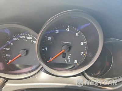 Zdjęcie 9 z 14 samochodu: 2021 PORSCHE MACAN VIN:WP1AA2A56MLB01179 - miniatura