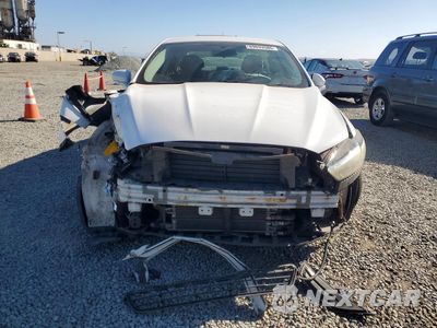 Piąte zdjęcie samochodu w środku: 2013 FORD FUSION SE HYBRID VIN:3FA6P0LUXDR209486 - miniatura