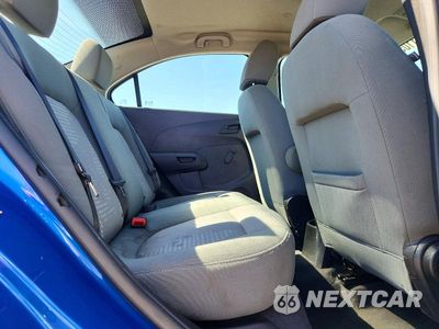 Zdjęcie 10 z 12 samochodu: 2017 CHEVROLET SONIC LS VIN:1G1JB5SH4H4151967 - miniatura