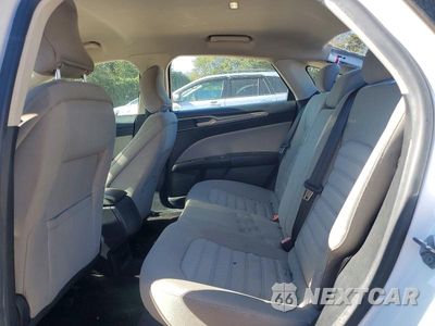 Zdjęcie 10 z 13 samochodu: 2018 FORD FUSION S VIN:3FA6P0G7XJR159429 - miniatura