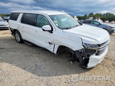 Czwarte zdjęcie samochodu z boku: 2023 CHEVROLET SUBURBAN C1500 LT VIN:1GNSCCKD6PR252138 - miniatura