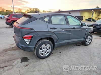 Trzecie zdjęcie samochodu z tyłu: 2025 HYUNDAI KONA SE VIN:KM8HACAB3SU267044 - miniatura