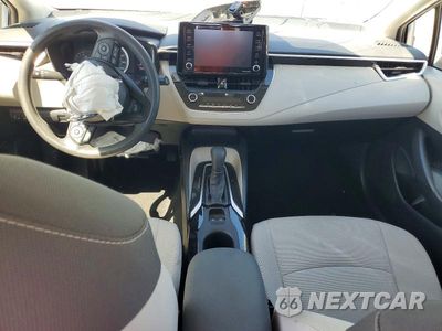 Zdjęcie 8 z 12 samochodu: 2022 TOYOTA COROLLA LE VIN:JTDEPMAEXNJ229256 - miniatura