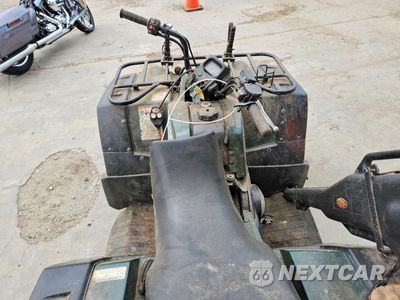 Piąte zdjęcie samochodu w środku: 2002 YAMAHA GRIZZLY 600 ATV VIN:JY4AJ01W6WA015818 - miniatura