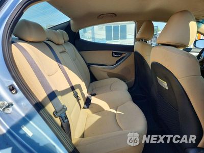 Zdjęcie 10 z 12 samochodu: 2012 HYUNDAI ELANTRA GLS VIN:KMHDH4AE1CU297705 - miniatura