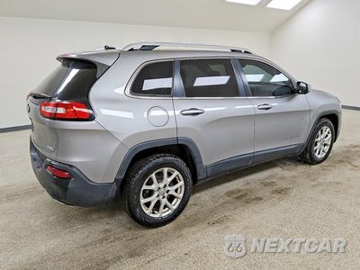 Trzecie zdjęcie samochodu z tyłu: 2015 JEEP CHEROKEE LATITUDE VIN:1C4PJLCS8FW561000 - miniatura
