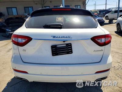 Zdjęcie 6 z 13 samochodu: 2020 MASERATI LEVANTE VIN:ZN661XUA4LX355914 - miniatura