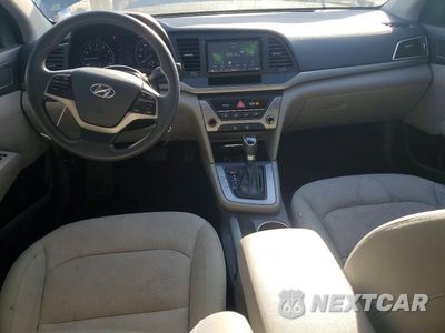 Zdjęcie 8 z 12 samochodu: 2017 HYUNDAI ELANTRA SE VIN:KMHD74LF3HU096923 - miniatura