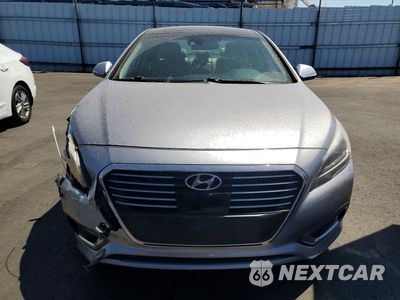 Piąte zdjęcie samochodu w środku: 2016 HYUNDAI SONATA HYBRID LIMITED VIN:KMHE34L18GA027567 - miniatura