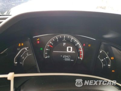 Zdjęcie 9 z 12 samochodu: 2016 HONDA CIVIC LX VIN:19XFC2F56GE035160 - miniatura