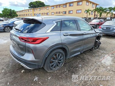Trzecie zdjęcie samochodu z tyłu: 2019 INFINITI QX50 ESSENTIAL VIN:3PCAJ5M35KF120352 - miniatura
