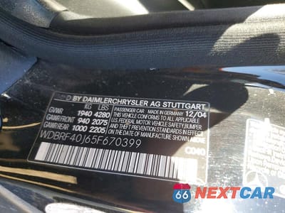 Zdjęcie 12 z 12 samochodu: 2005 MERCEDES-BENZ C 230K SPORT SEDAN VIN:WDBRF40J65F670399 - miniatura