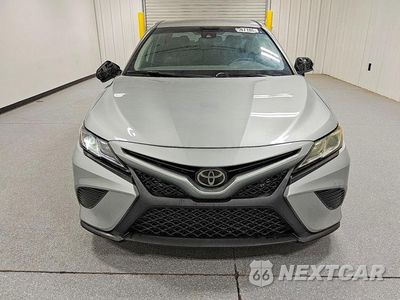Piąte zdjęcie samochodu w środku: 2019 TOYOTA CAMRY SE VIN:4T1B11HK9KU232430 - miniatura