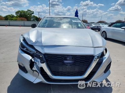 Piąte zdjęcie samochodu w środku: 2022 NISSAN ALTIMA SV VIN:1N4BL4DV7NN367328 - miniatura