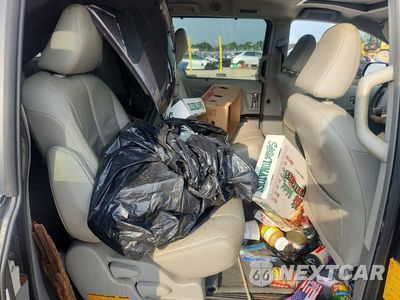 Zdjęcie 11 z 13 samochodu: 2012 TOYOTA SIENNA XLE 8-PASSENGER VIN:5TDYK3DC8CS268234 - miniatura