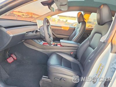 Zdjęcie 7 z 12 samochodu: 2025 TESLA MODEL Y VIN:7SAYGAEE4SF283972 - miniatura