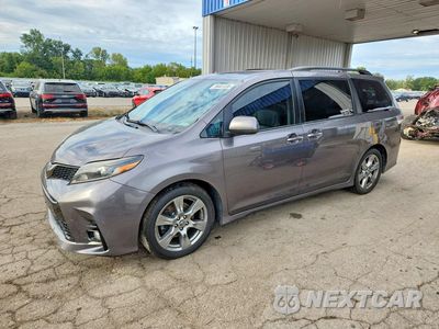 2018 TOYOTA SEINNA SE PREMIUM 8-PASSENGER 5TDXZ3DC8JS935114 - główne zdjęcie licytacji z USA - miniatura