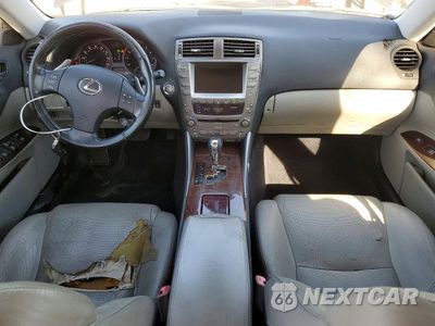Zdjęcie 8 z 12 samochodu: 2006 LEXUS IS 350 VIN:JTHBE262065009158 - miniatura
