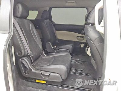 Zdjęcie 11 z 13 samochodu: 2022 KIA CARNIVAL EX VIN:KNDNC5H39N6062560 - miniatura