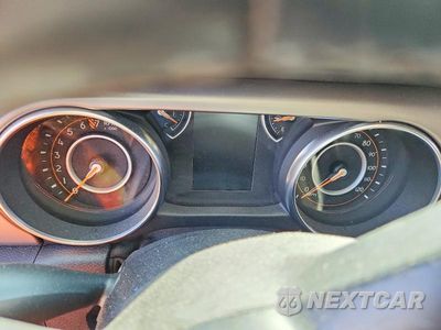 Zdjęcie 9 z 12 samochodu: 2020 JEEP GLADIATOR SPORT VIN:1C6HJTAG5LL175240 - miniatura