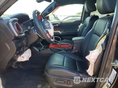 Zdjęcie 7 z 12 samochodu: 2020 TOYOTA TACOMA TRD SPORT VIN:3TMDZ5BN2LM091562 - miniatura
