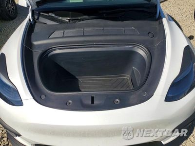 Zdjęcie 12 z 13 samochodu: 2023 TESLA MODEL Y VIN:7SAYGDEF1PF737841 - miniatura