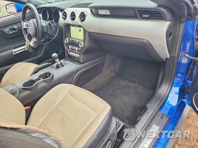 Zdjęcie 8 z 12 samochodu: 2017 FORD MUSTANG VIN:1FA6P8TH7H5226739 - miniatura