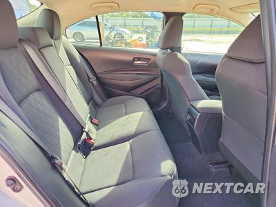 Zdjęcie 10 z 13 samochodu: 2020 TOYOTA COROLLA LE VIN:JTDEPRAEXLJ039581 - miniatura
