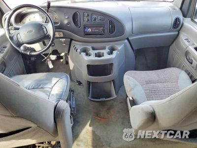 Zdjęcie 8 z 13 samochodu: 2000 FORD ECONOLINE E150 WAGON VIN:1FMRE11L5YHA96031 - miniatura