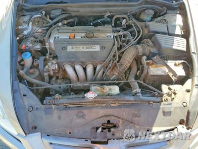 Zdjęcie 11 z 12 samochodu: 2004 HONDA ACCORD LX VIN:JHMCM563X4C000977 - miniatura