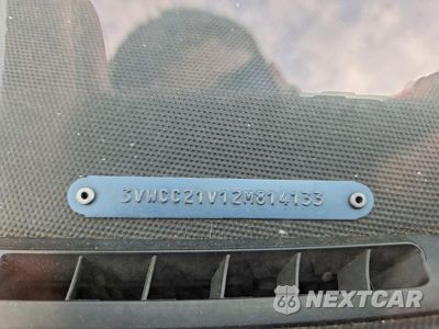 Zdjęcie 12 z 12 samochodu: 2002 VOLKSWAGEN CABRIO GLS VIN:3VWCC21V12M814133 - miniatura