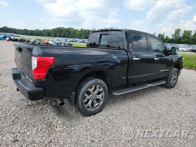 Trzecie zdjęcie samochodu z tyłu: 2019 NISSAN TITAN XD SV VIN:1N6BA1F4XKN530193 - miniatura
