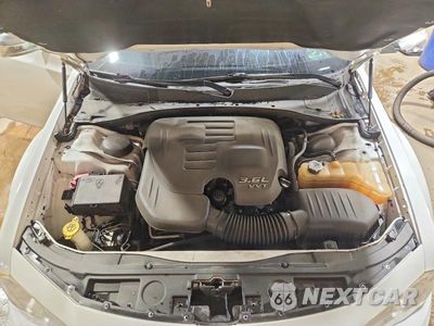 Zdjęcie 11 z 12 samochodu: 2018 CHRYSLER 300 LIMITED VIN:2C3CCAEG7JH137079 - miniatura