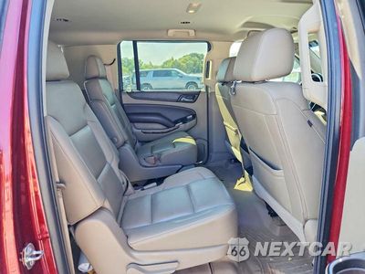 Zdjęcie 11 z 13 samochodu: 2016 CHEVROLET SUBURBAN K1500 LT VIN:1GNSKHKC1GR302046 - miniatura