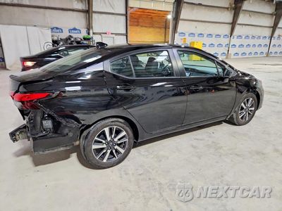 Trzecie zdjęcie samochodu z tyłu: 2025 NISSAN VERSA SV VIN:3N1CN8EV4SL866813 - miniatura