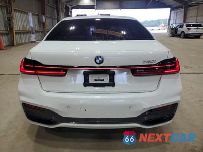 Zdjęcie 6 z 12 samochodu: 2020 BMW 740 I VIN:WBA7T2C08LGL18129 - miniatura