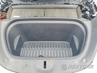 Zdjęcie 12 z 13 samochodu: 2024 TESLA MODEL Y VIN:7SAYGAEE5RF046188 - miniatura