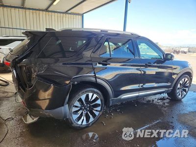 Trzecie zdjęcie samochodu z tyłu: 2025 FORD EXPLORER PLATINUM VIN:1FMUK8HH6SGB62743 - miniatura