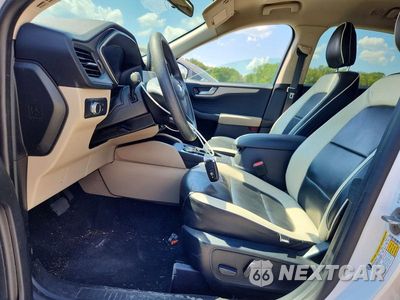 Zdjęcie 7 z 13 samochodu: 2020 FORD ESCAPE SE VIN:1FMCU9G60LUA85415 - miniatura