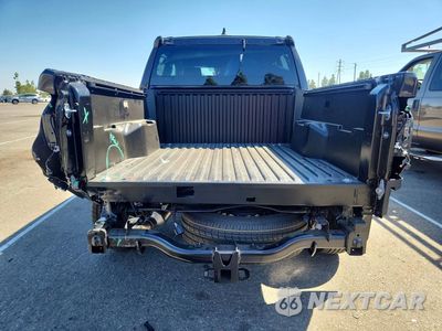 Zdjęcie 6 z 13 samochodu: 2026 TOYOTA TACOMA SR5 VIN:3TMLB5JN1TM305510 - miniatura